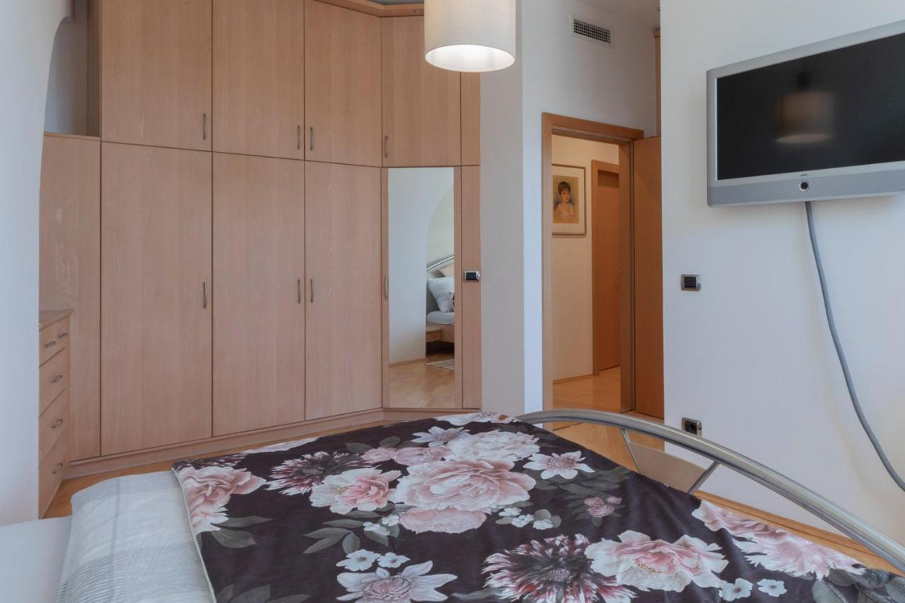 Apartment Perwanger Eppan an der Weinstraße Buitenkant foto